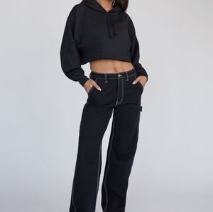 Aritzia - cropped hoodie airy fleece